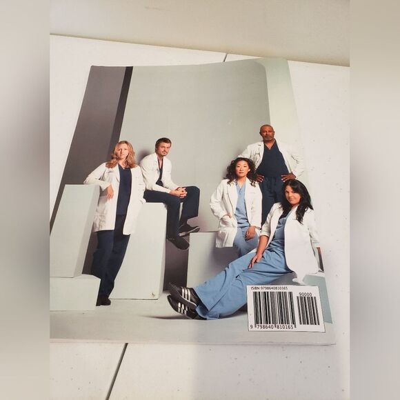 Grey's Anatomy Coloring Book - Picture 5 of 6